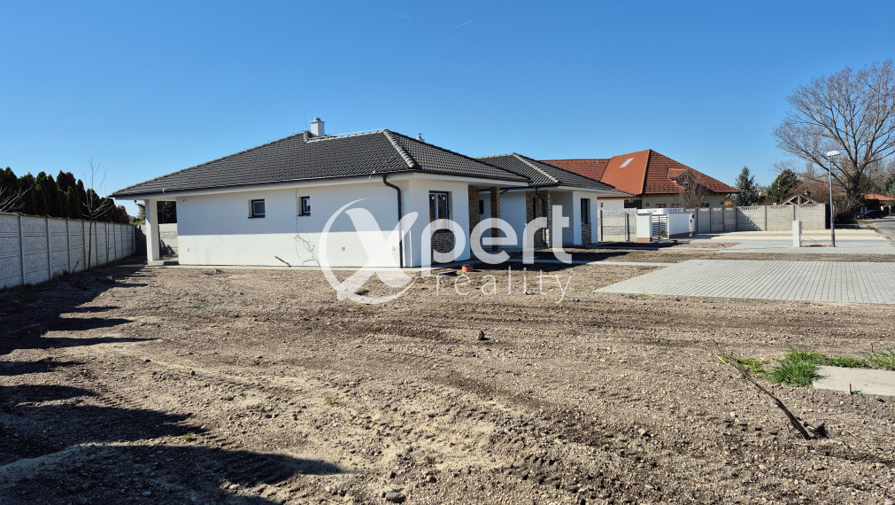 PREDAJ - 3 izbový RD s dvomi bytovými jednotkami v DS