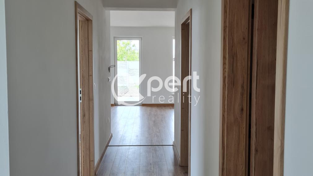 PREDAJ, štandardný - skolaudovaný - samostatný 4 izbový rodinný dom v DS