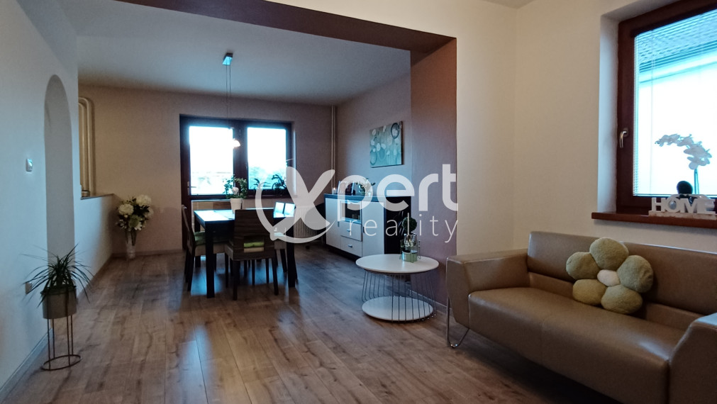 PREDAJ - Veľkorysý 5 izbový rodinný dom v Slovenskom Grobe