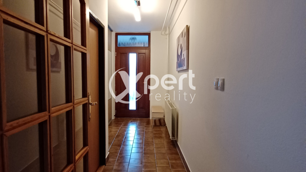 PREDAJ - Veľkorysý 5 izbový rodinný dom v Slovenskom Grobe