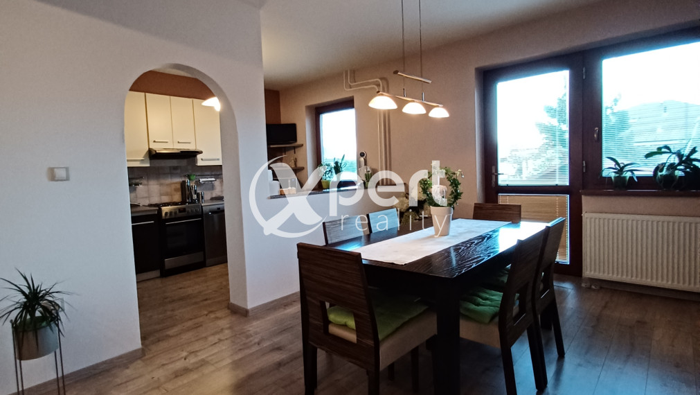 PREDAJ - Veľkorysý 5 izbový rodinný dom v Slovenskom Grobe