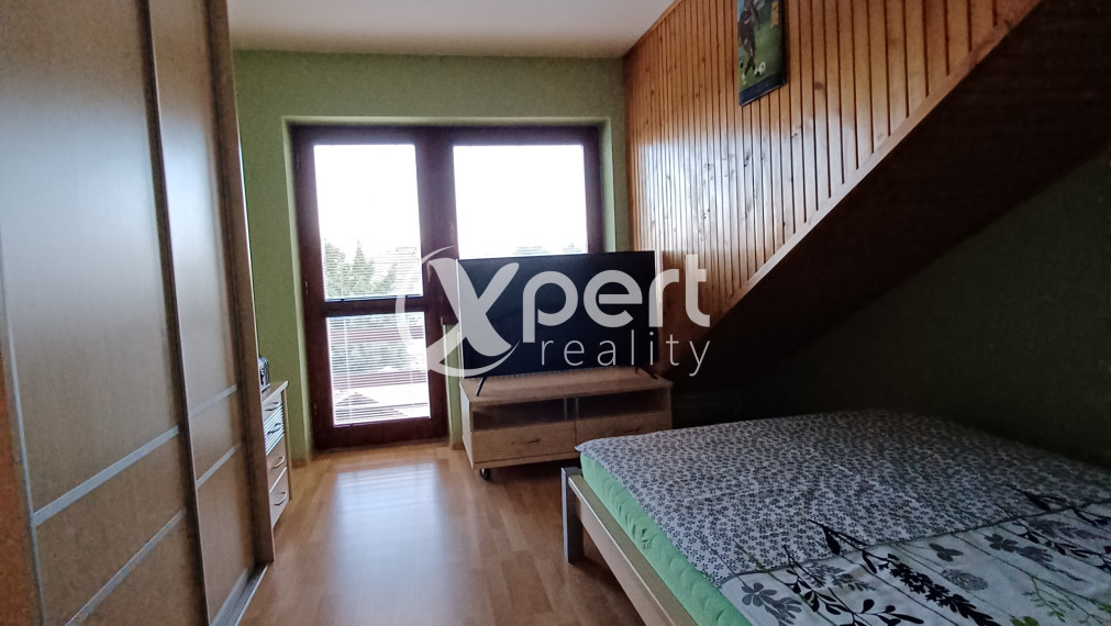 PREDAJ - Veľkorysý 5 izbový rodinný dom v Slovenskom Grobe