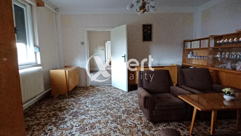 PREDAJ - Vidiecky 6 izbový dom s úžasnou atmosférou!