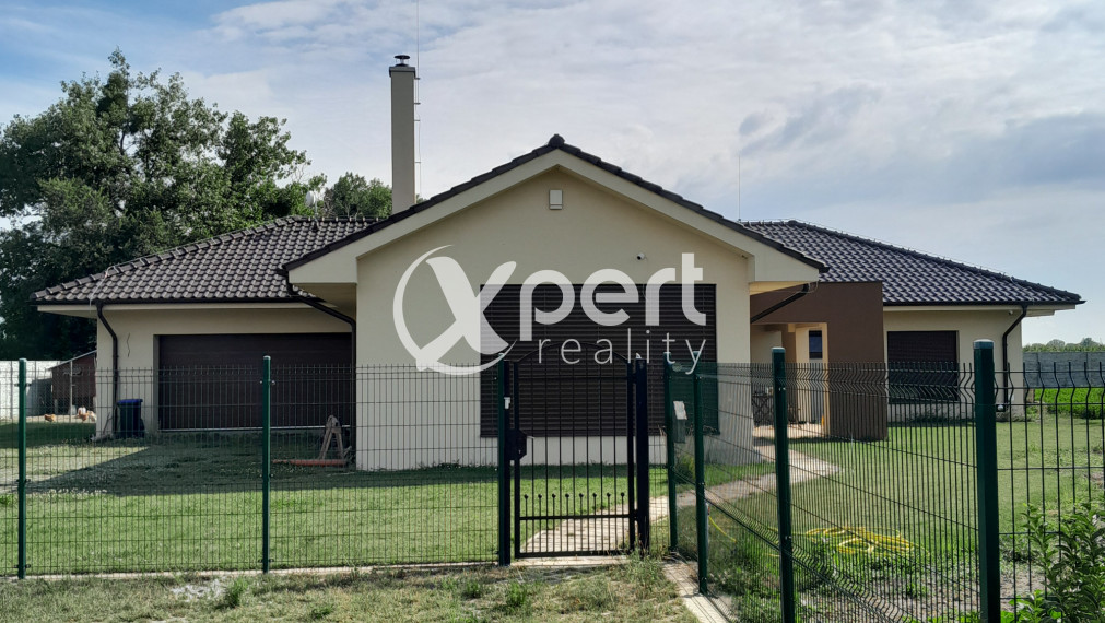 Prenájom zariadený 4i Rodinný dom v Šamoríne časť Čilistov