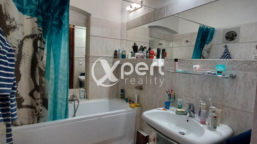 Prenájom – veľkometrážny 3 izbový byt s atmosférou Starého Mesta - Staré Mesto, Štefánikova ulica