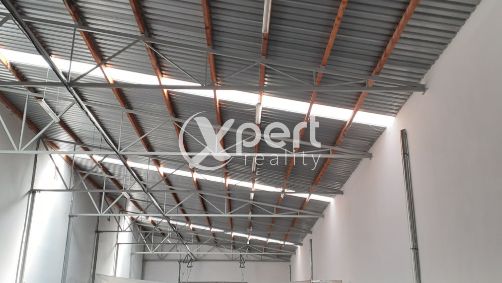 Predaj Exkluzívne priemyselný a výrobný areál v celku v Šamoríne na Seneckej ul., blízko R7