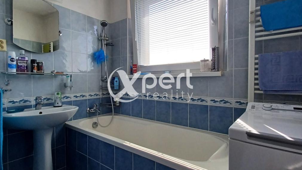 PREDAJ - priestranný 3-izbový byt s loggiou v Šamoríne, Čilistovská ulica