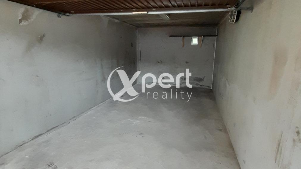 Prenájom panelová Garáž s elektrinou o rozlohe 19m2 na ulici Gazdovský rad, Šamorín.