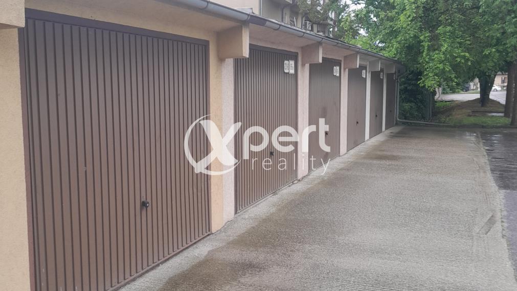 Prenájom panelová Garáž s elektrinou o rozlohe 19m2 na ulici Gazdovský rad, Šamorín.