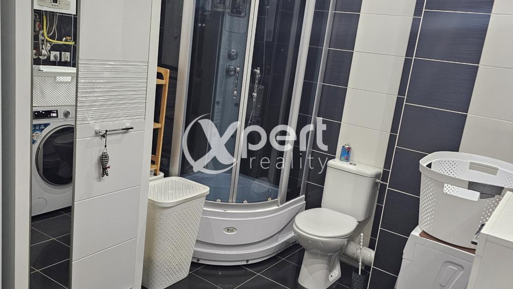 Predaj 2-i. byt s balkónom OHRADY