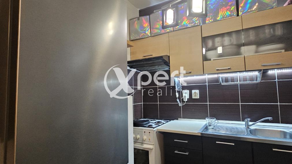 Predaj 2-i. byt s balkónom OHRADY