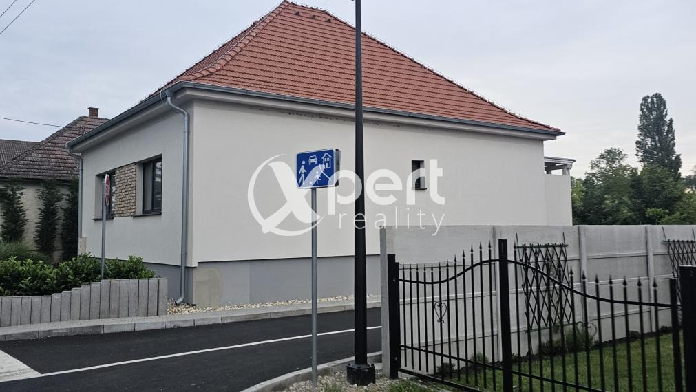 4 IZBOVÝ RODINNÝ DOM s úpravou okolia