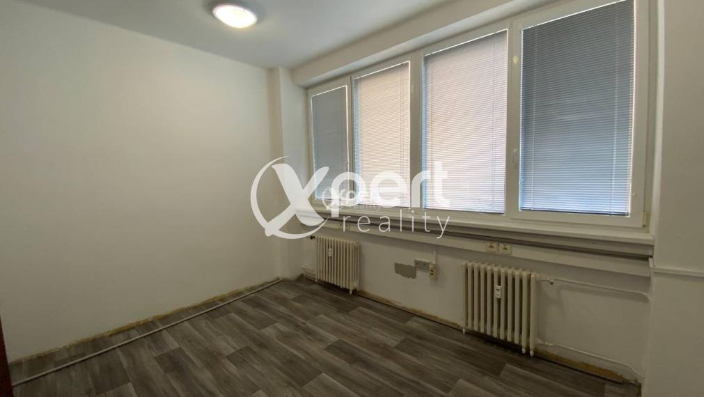 Kancelársky priestor na mieru  -  CENTRUM - Galanta