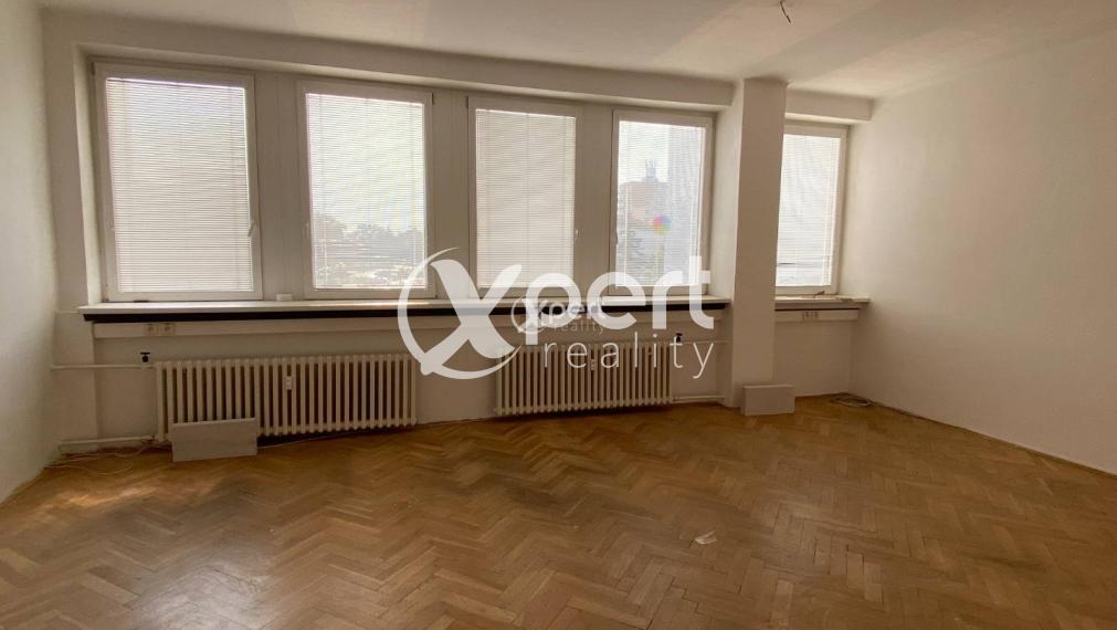 Kancelársky priestor na mieru  -  CENTRUM - Galanta