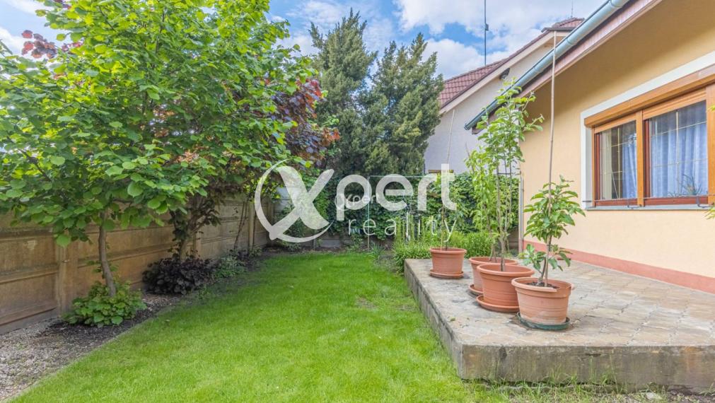 ZNÍŽENÁ CENA.NA PREDAJ RODINNÝ DOM PRIAMO V CENTRE