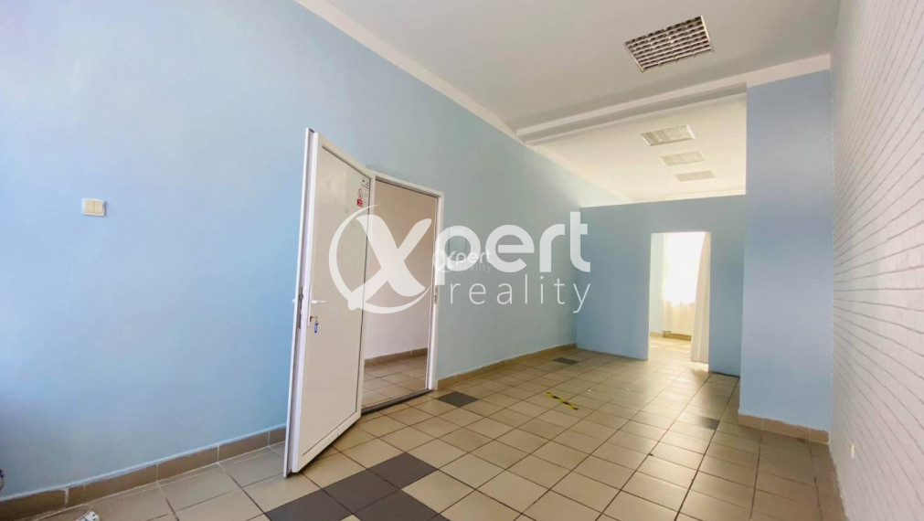 PRENAJATÉ !!!Na prenájom obchodný priestor 30 m2 v centre mesta Dunajská Streda