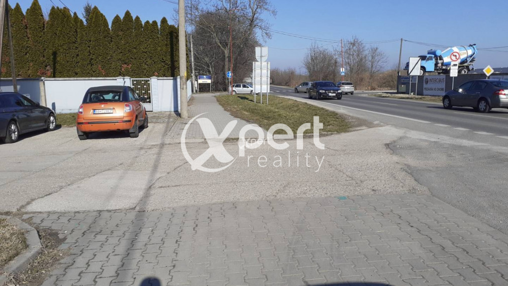Predaj obchodný sa skladový priestor v Šamoríne na Seneckej ceste