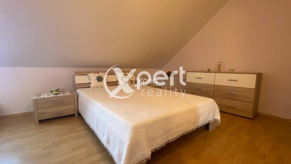 ZNÍŽENÁ CENA. Krásny rodinný dom priamo v centre na predaj