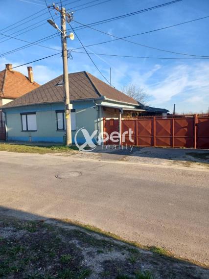 NOVÁ CENA - priestranný 6i rodinný dom s pozemkom 2253 m2