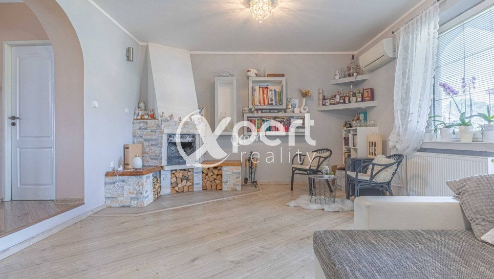 Bývajte a zarábajte! DVA rodinné domy na veľkorysom pozemku, Povoda