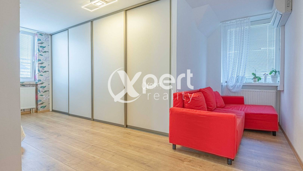 Bývajte a zarábajte! DVA rodinné domy na veľkorysom pozemku, Povoda