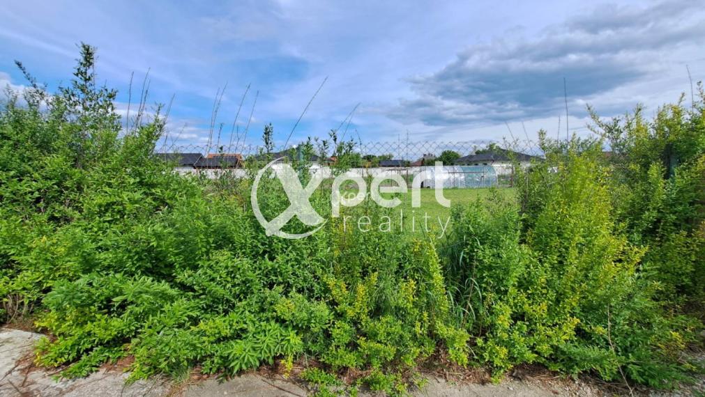 Stavebný pozemok v slepej ulici HORNÁ POTOŇ