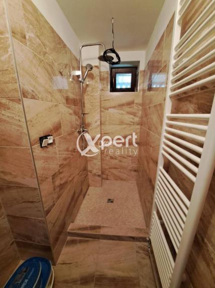 5-izbový r. dom, 250 metrov od Thermalparku DS