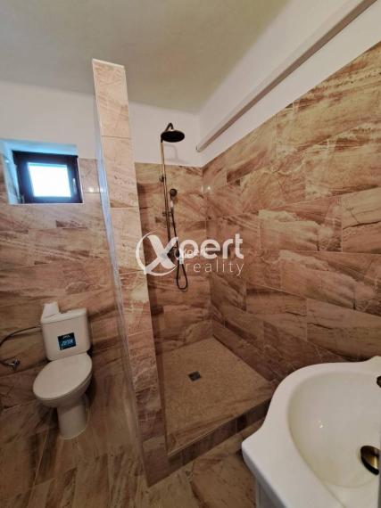 5-izbový r. dom, 250 metrov od Thermalparku DS