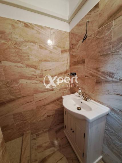 5-izbový r. dom, 250 metrov od Thermalparku DS