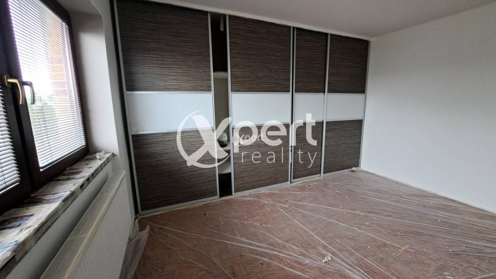 5-izbový r. dom, 250 metrov od Thermalparku DS