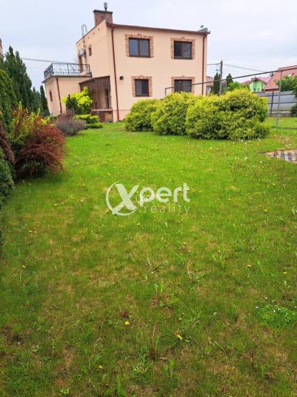 5-izbový r. dom, 250 metrov od Thermalparku DS