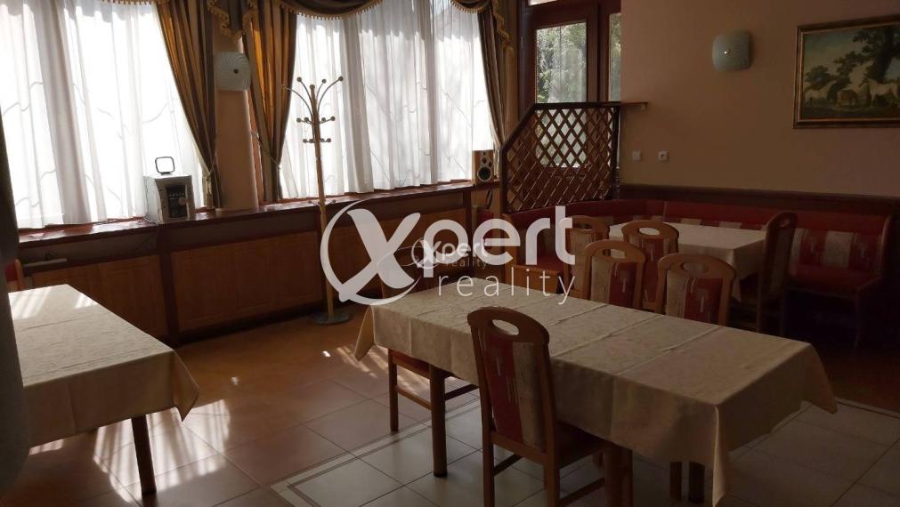 Predaj - PENZIÓN vo vyhľadávanej lokalite 2 km.od cesty R7 Holice