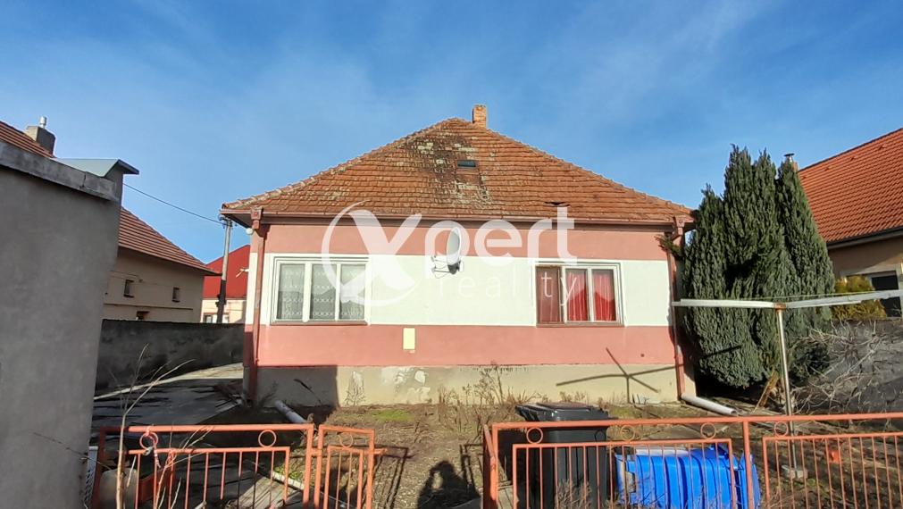 Predaj 3i Rodinný dom s 800m2 s pozemkom v Šamoríne na Poľnej ul.