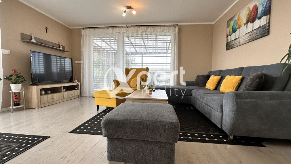 KRÁSNY DOM S MNOHÝMI BENEFITMI NA PREDAJ