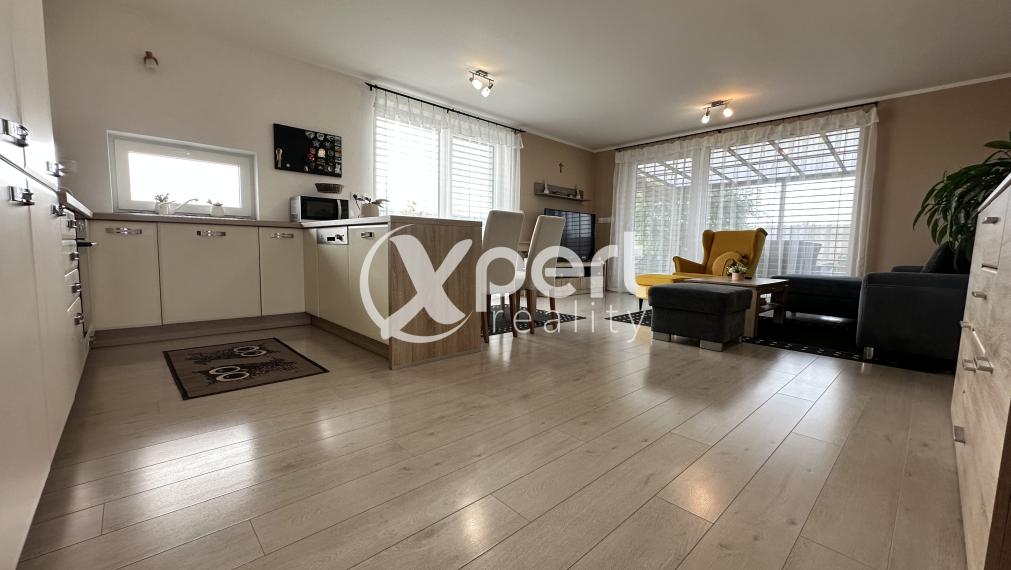 KRÁSNY DOM S MNOHÝMI BENEFITMI NA PREDAJ