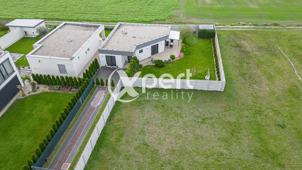 KRÁSNY DOM S MNOHÝMI BENEFITMI NA PREDAJ