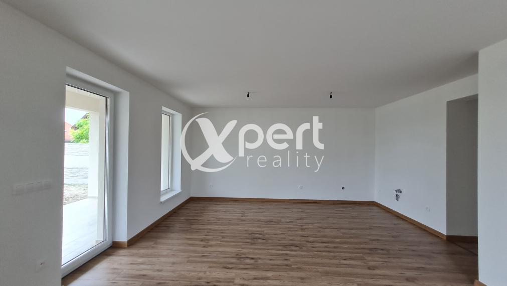 PREDAJ, štandardný - skolaudovaný - samostatný 4 izbový rodinný dom v DS