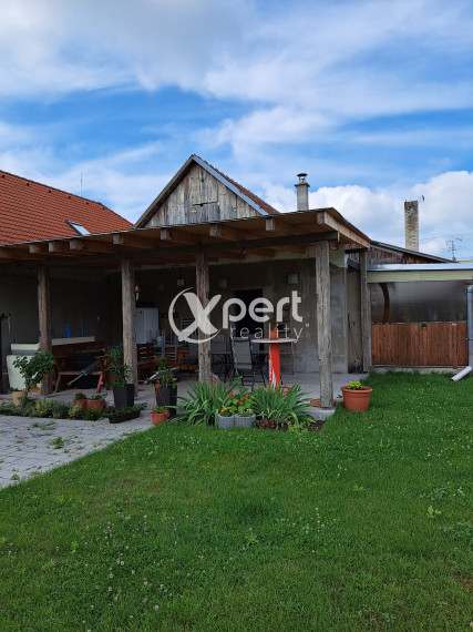 Dvojgeneračný rodinný dom na veľkorysom pozemku, Vrakúň