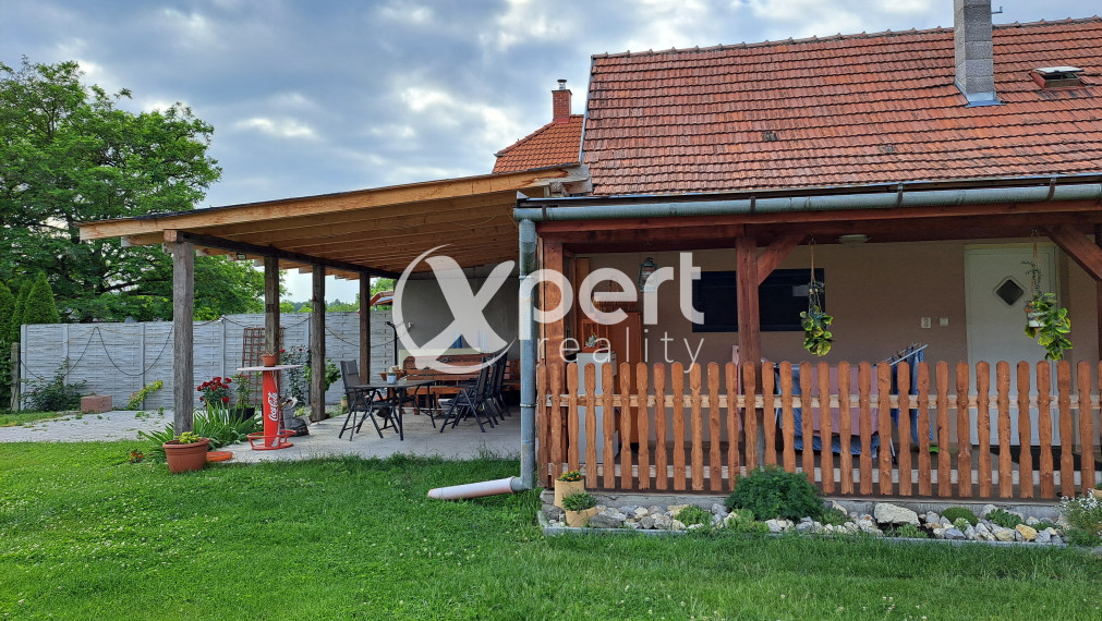 Dvojgeneračný rodinný dom na veľkorysom pozemku, Vrakúň