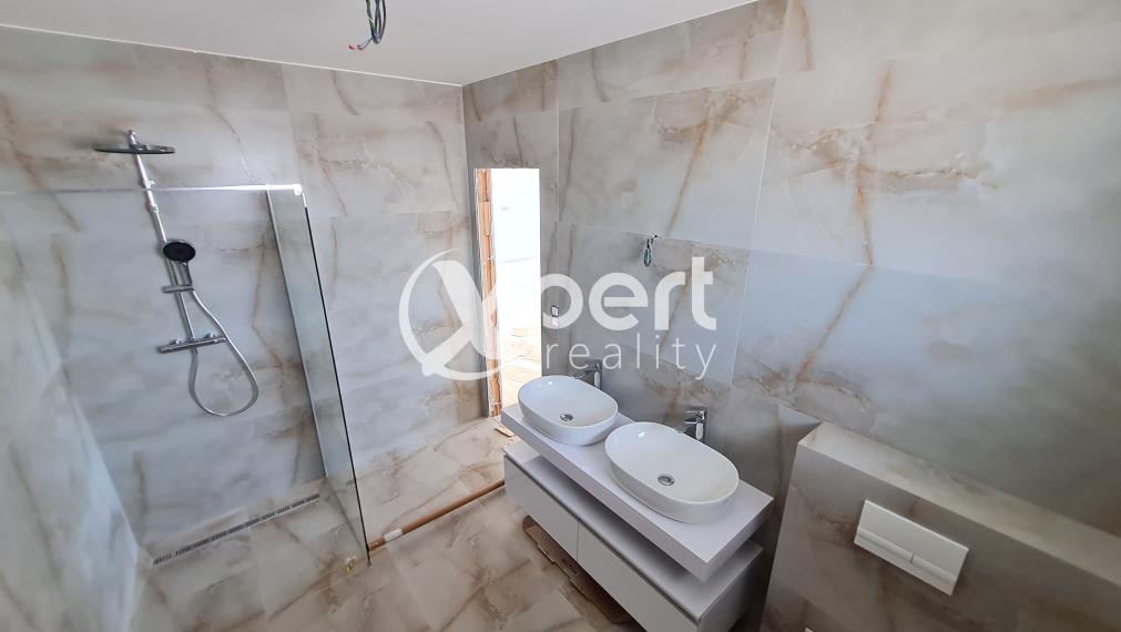 PREDAJ, 4 izbový rodinný dom v Dunajskej Strede