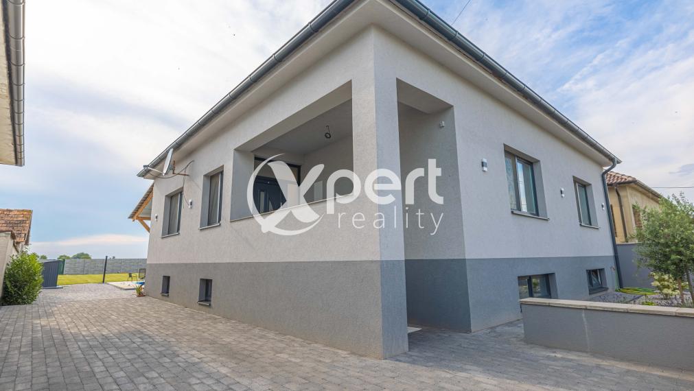 PREDAJ - 3 izbový rodinný dom Pinkove Kračany