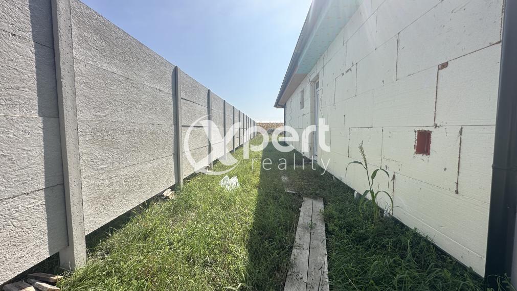 Novostavba v tichej časti obce Lehnice je na predaj