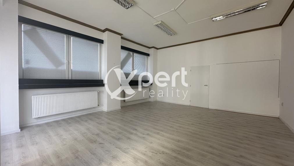 Obchodný  priestor priamo v CENTRE na prenájom