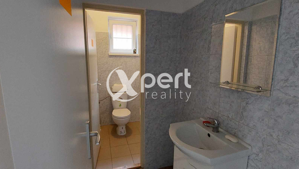 Prenájom obchodného priestoru na frekventovanej a ľahko prístupnej lokalite vo Vrakúni