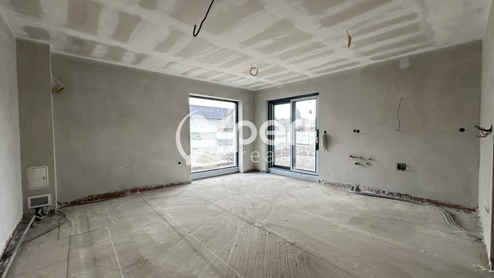 NOVOSTAVBA 4- IZBOVÉHO RODINNÉHO DOMU