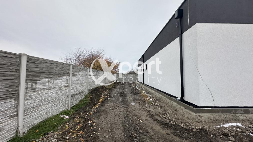 NOVOSTAVBA 4- IZBOVÉHO RODINNÉHO DOMU