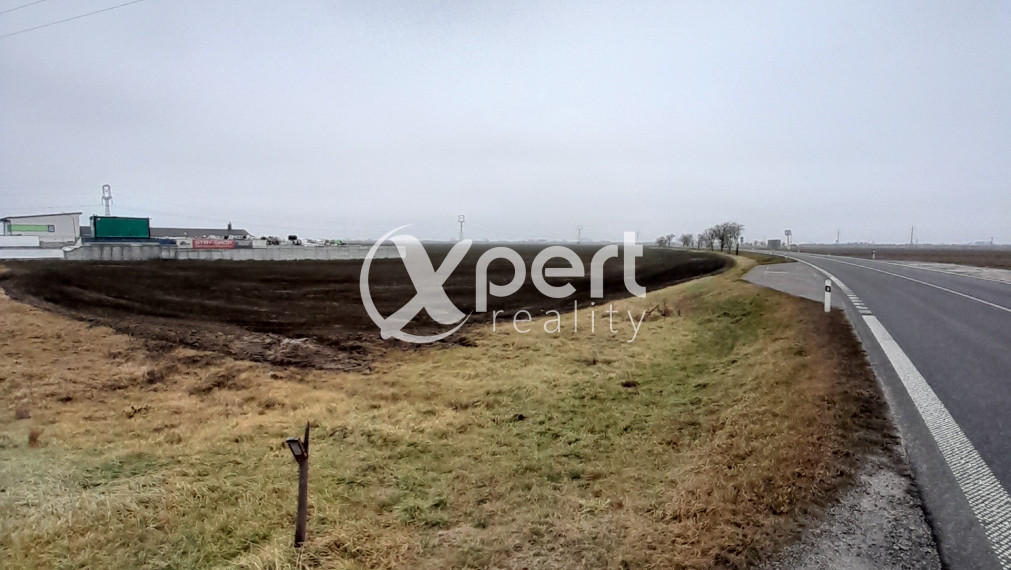 Predaj priemyselný pozemok 3500m2 kataster Oľdza okres DS