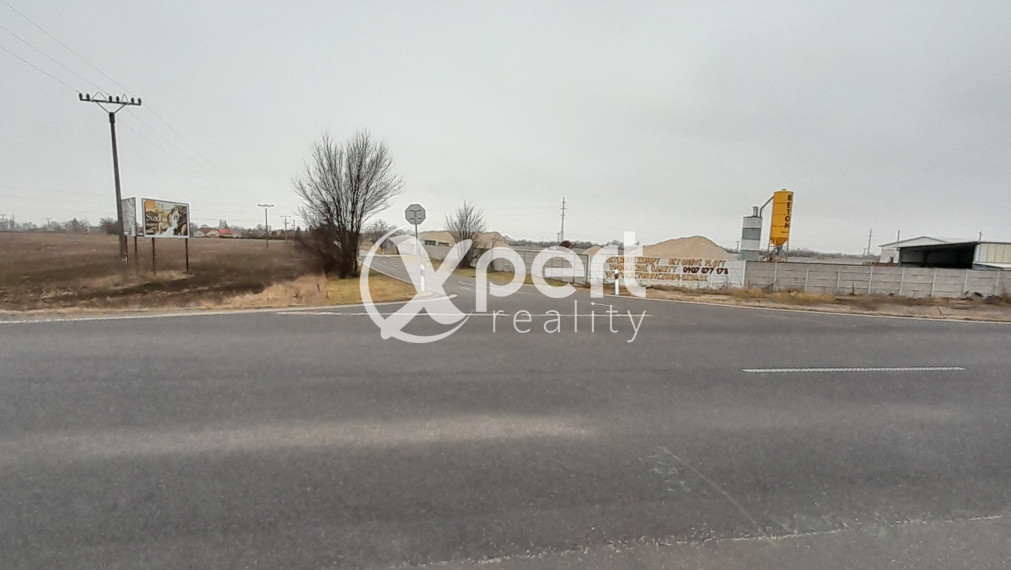 Predaj priemyselný pozemok 3500m2 kataster Oľdza okres DS