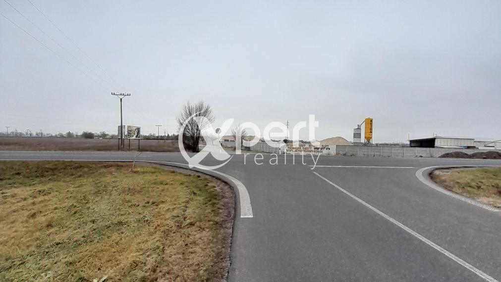 Predaj priemyselný pozemok 3500m2 kataster Oľdza okres DS