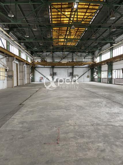 Na prenájom spevnené plochy, garáže, parkoviská